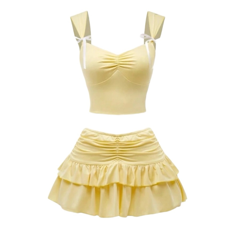 MOD Women'S Lace Camisole With Ruffled Chest And Bow Decoration